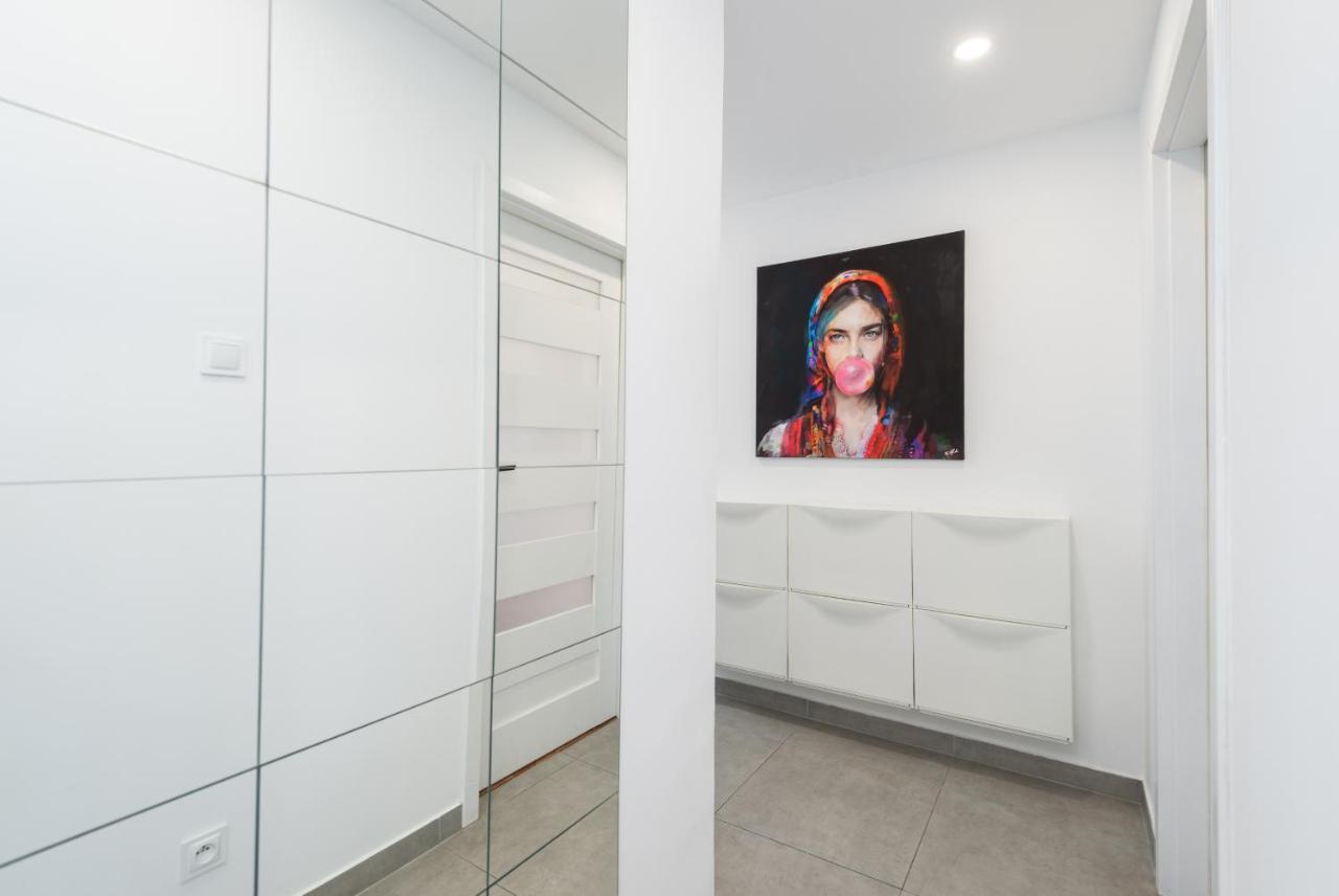 Kairos Apartments - Valdi - Darmowy Parking, Widok Na Spodek, Scisle Centrum, Katovice Exteriér fotografie